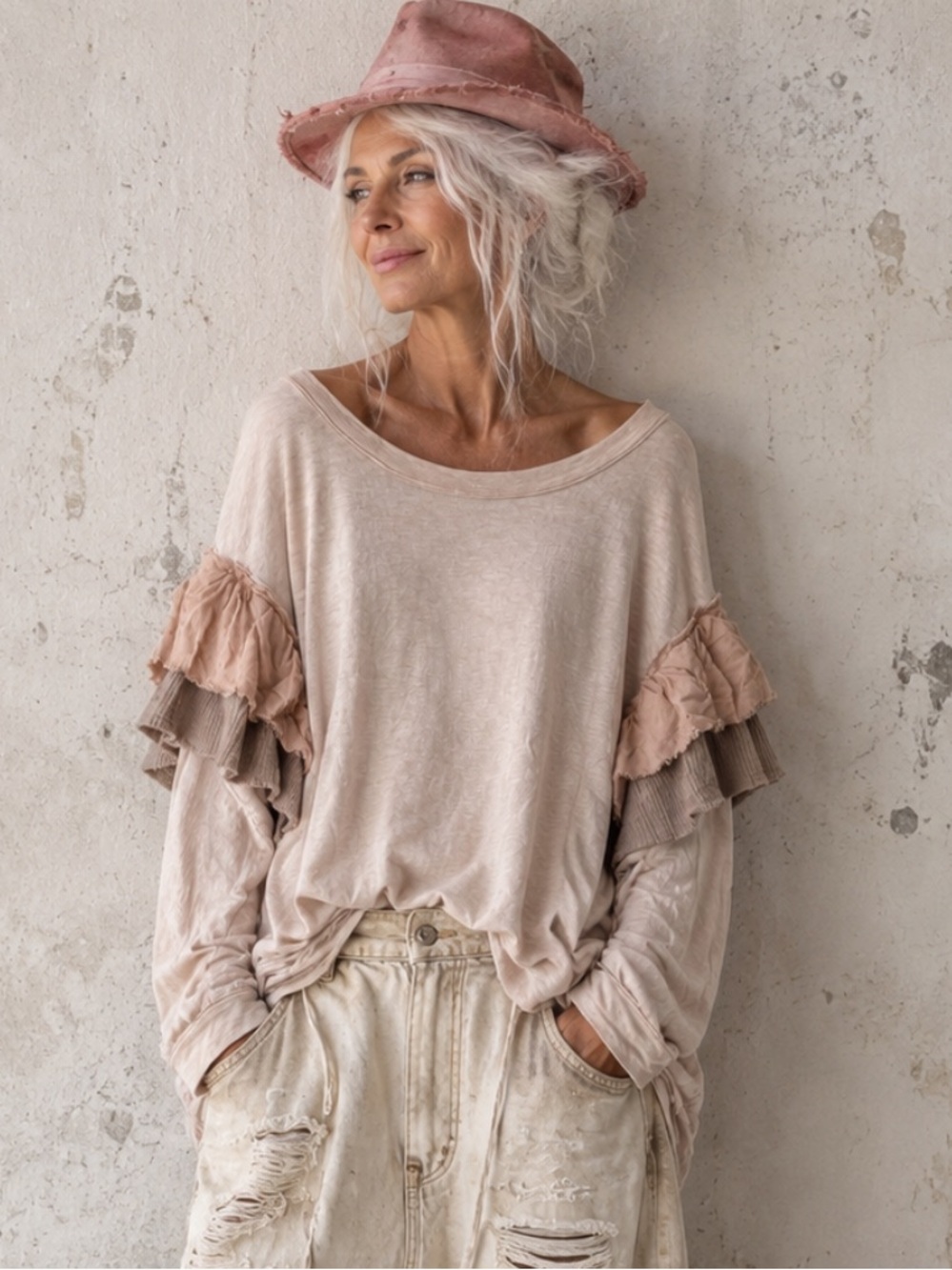 Vici oversized distressed top